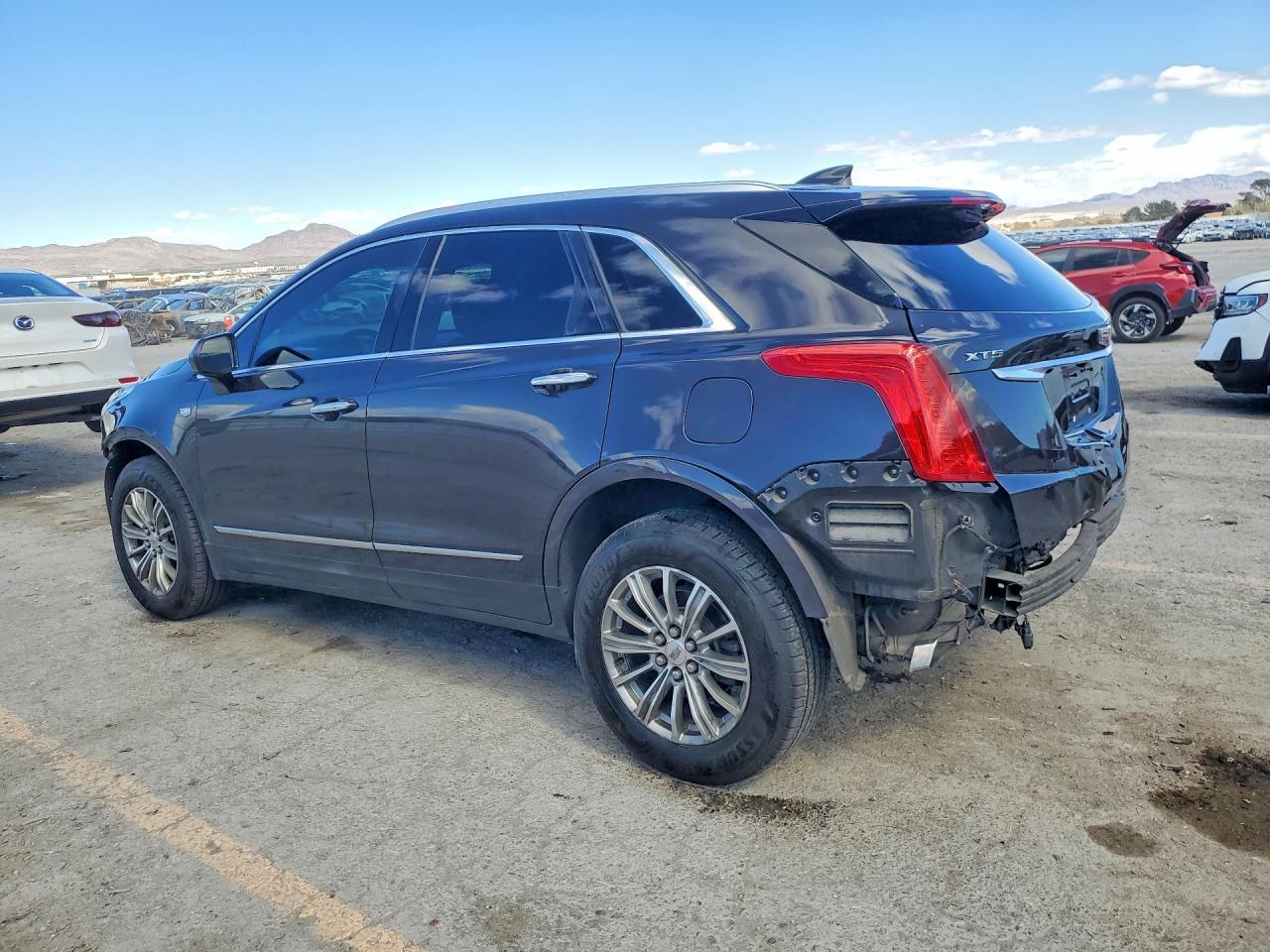 2018 Cadillac Xt5 Luxury - Фото 2