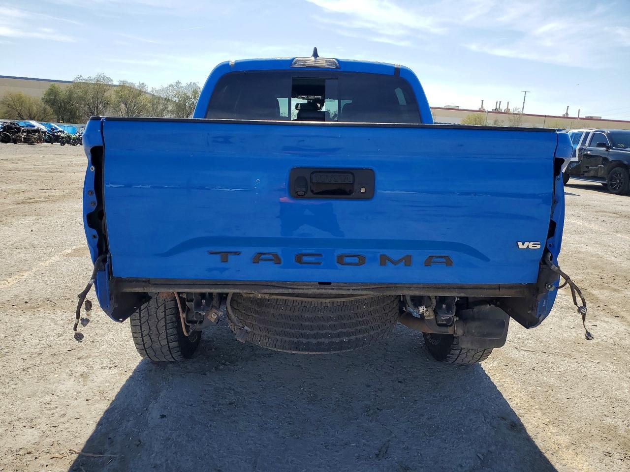 2021 Toyota Tacoma Trd Off-Road - Image 6