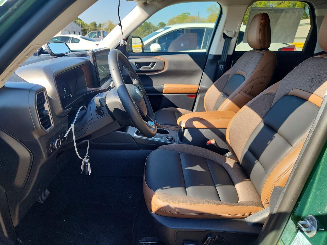 2025 Ford Bronco - Фото 7