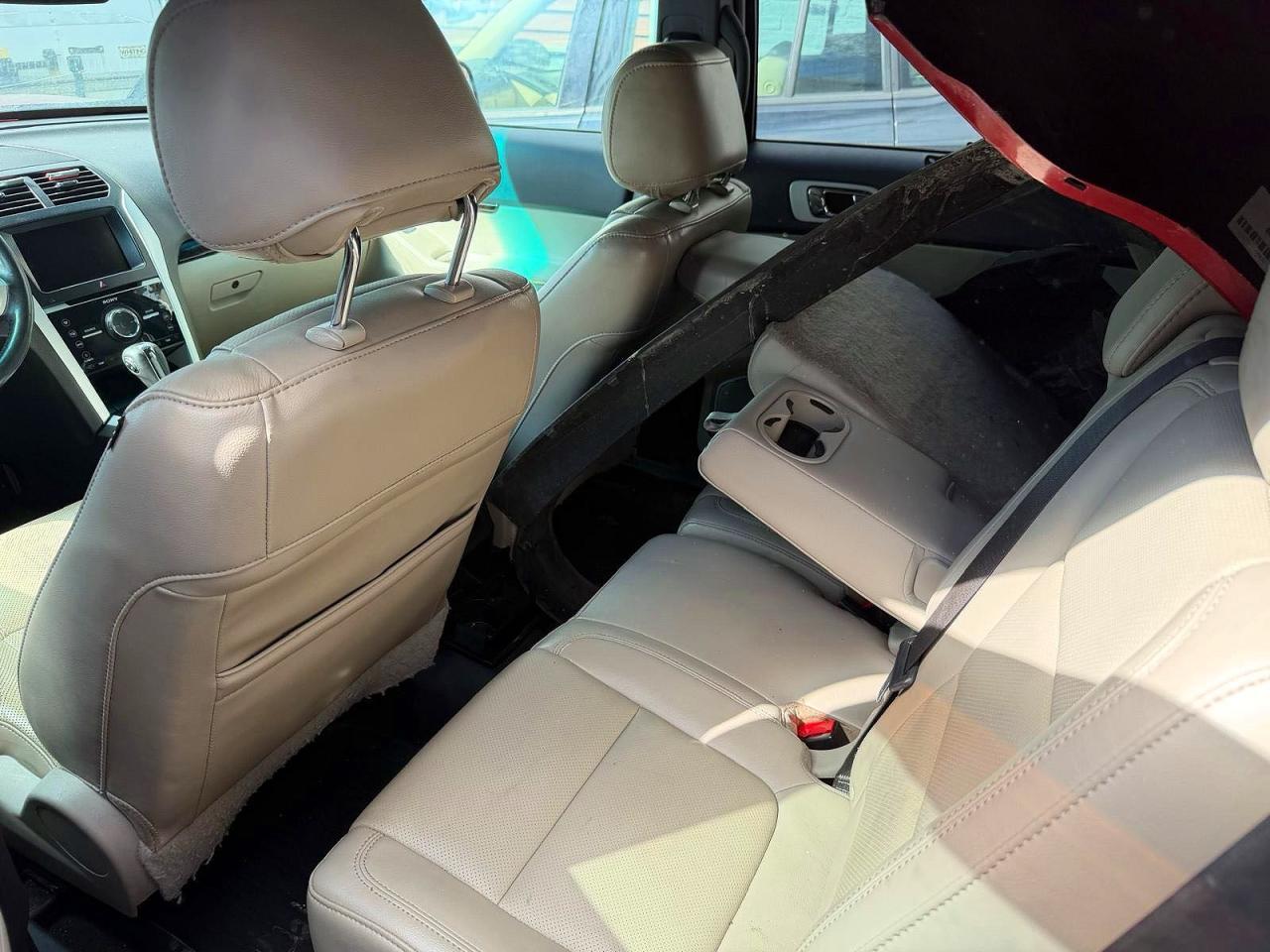 2015 Ford Explorer Limited - Image 6