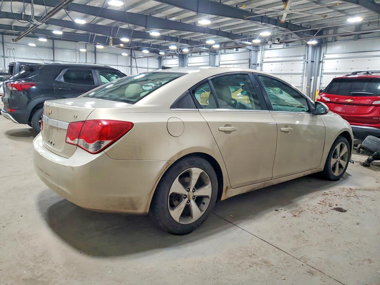 2011 Chevrolet Cruze Lt - Image 3