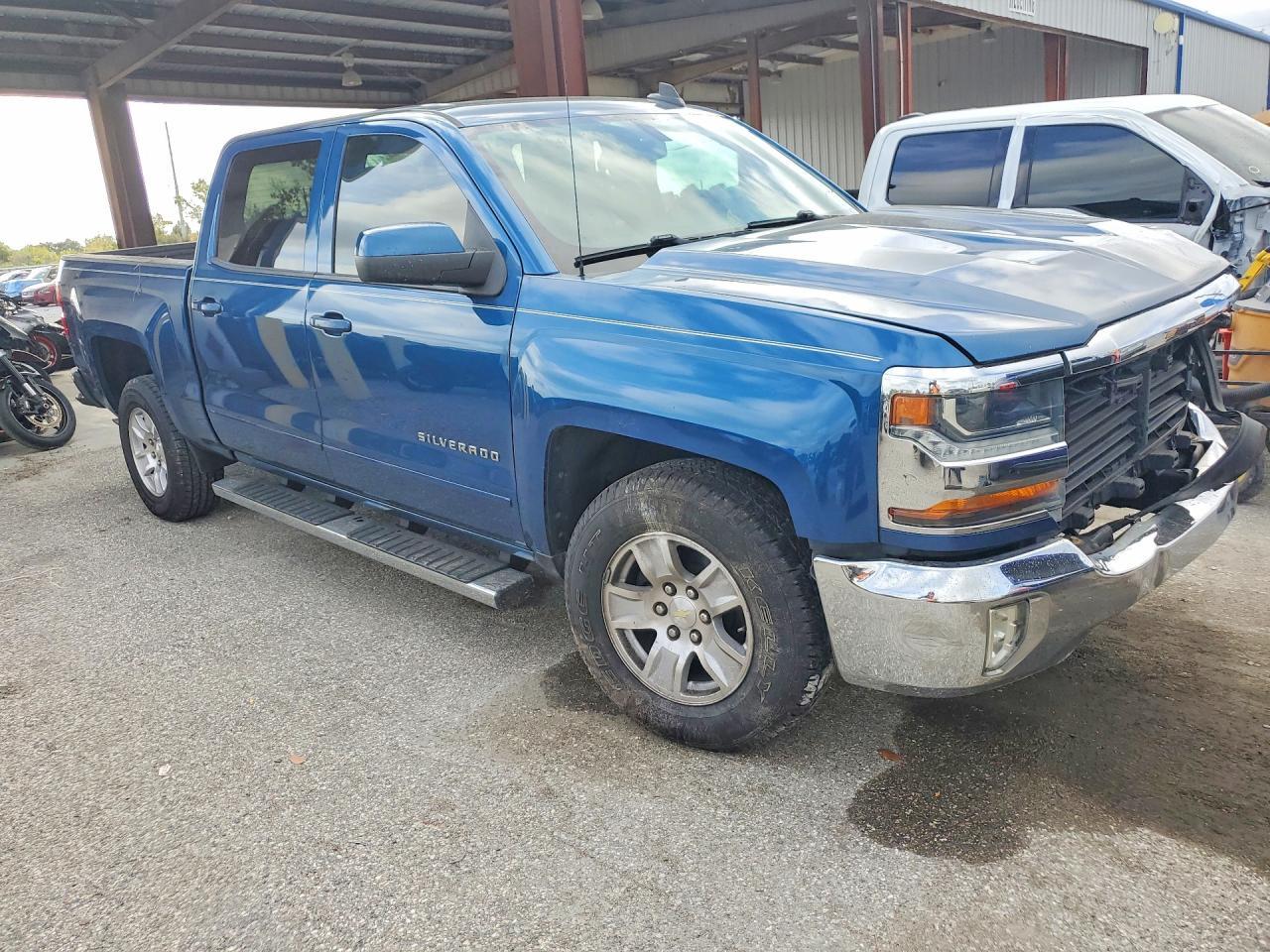 2018 Chevrolet Silverado C1500 Lt - Image 4