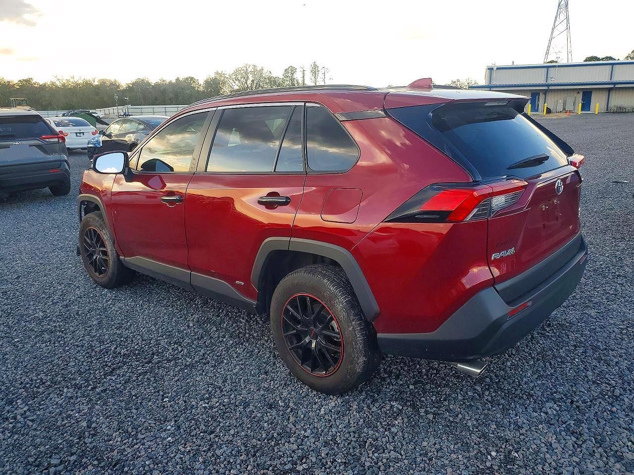 2025 Toyota Rav4 Hybrid Xle - Image 2