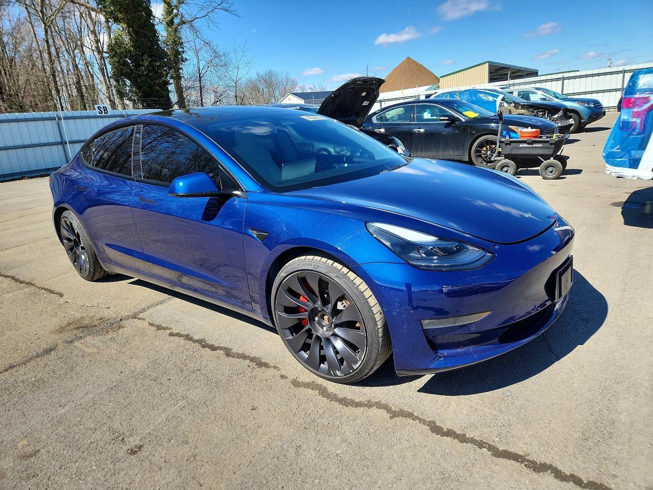 2022 Tesla Model 3 - Image 4