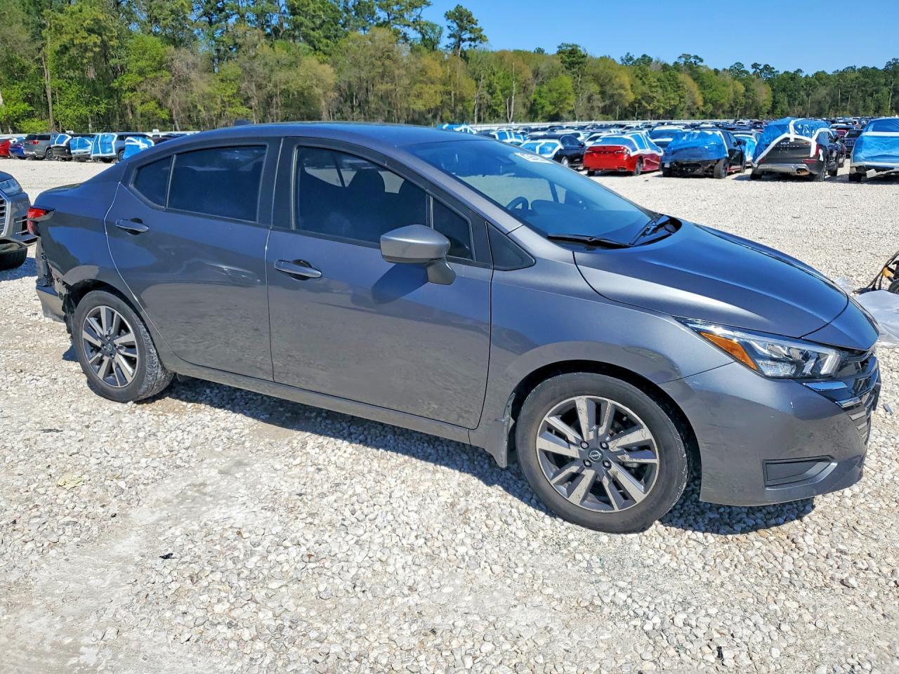 2025 Nissan Versa Sv - Фото 4