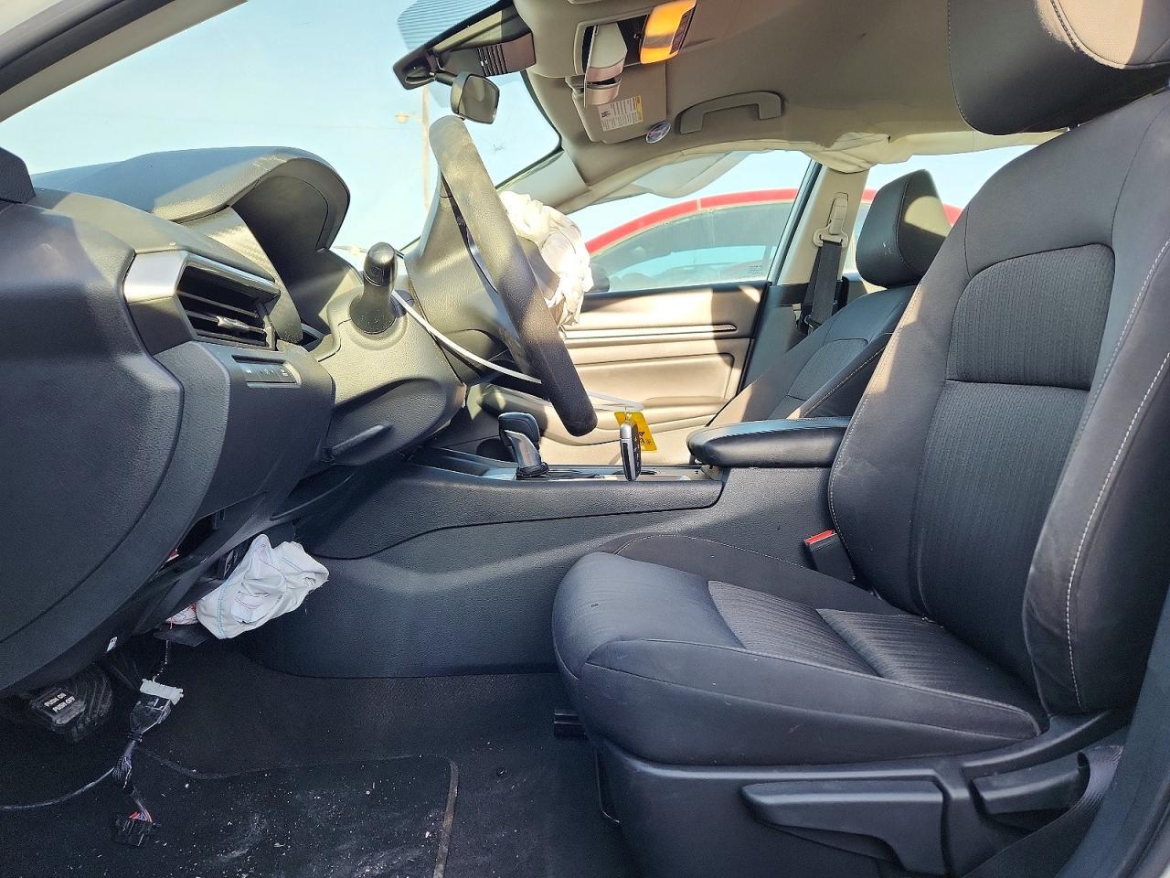 2022 Nissan Altima S - Image 7