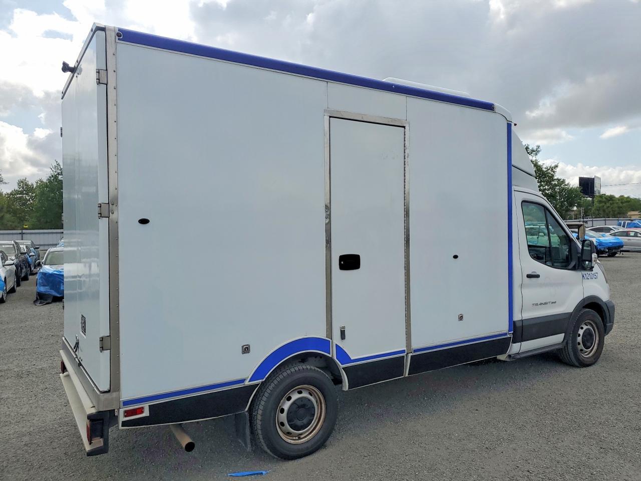 2021 Ford Transit Delivery Truck - Image 3
