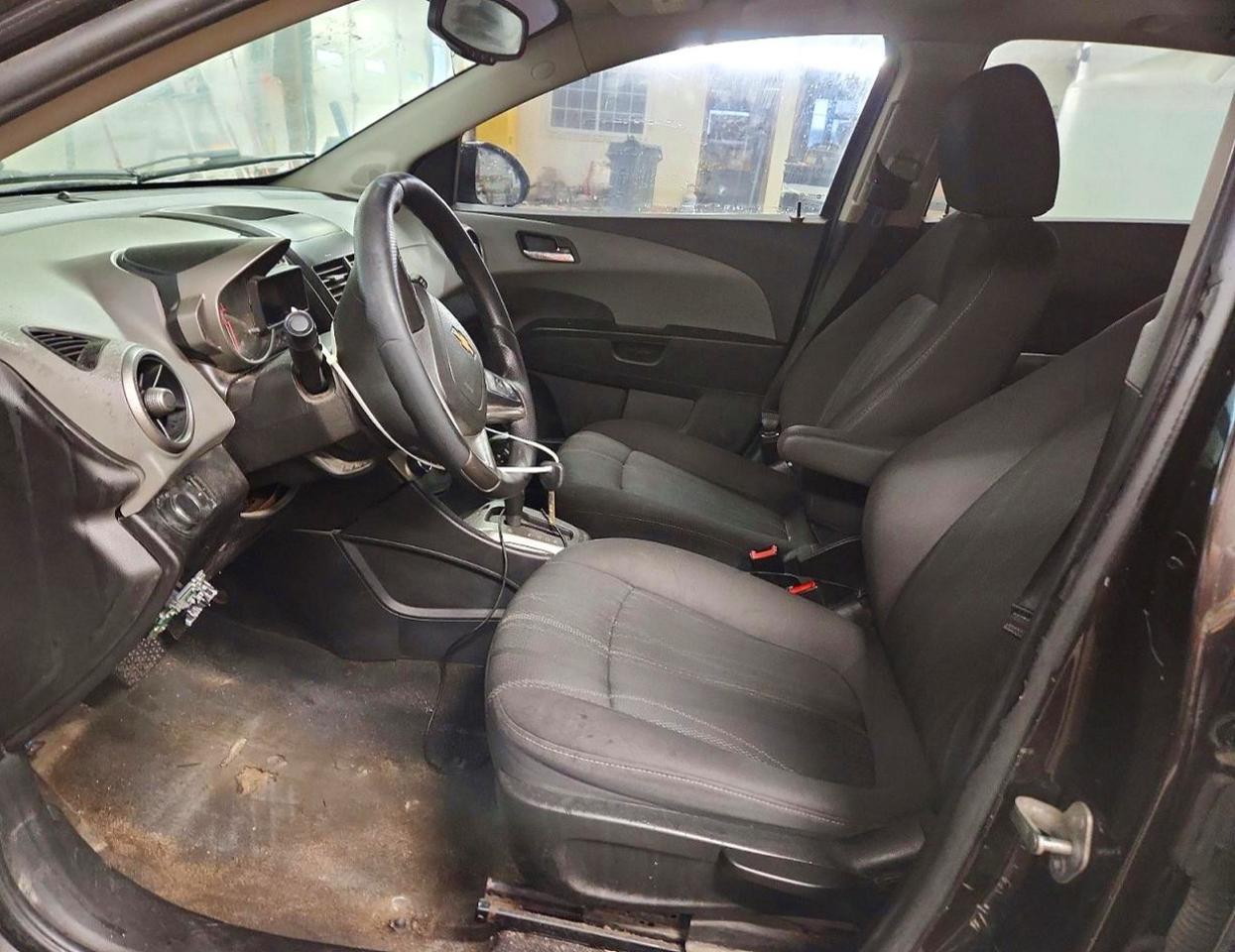 2014 Chevrolet Sonic Lt - Image 7