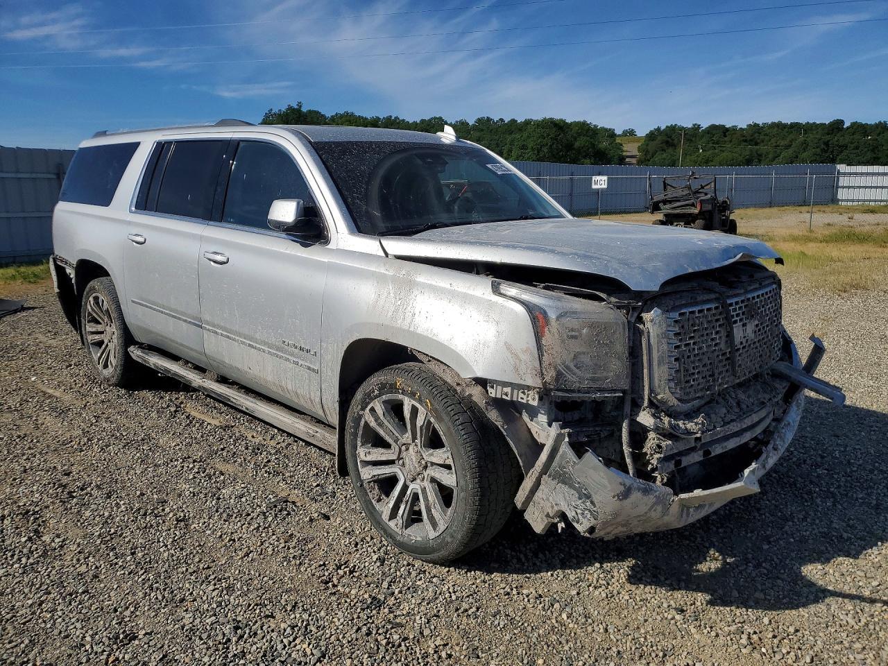 2017 GMC Yukon Xl Denali - Фото 4