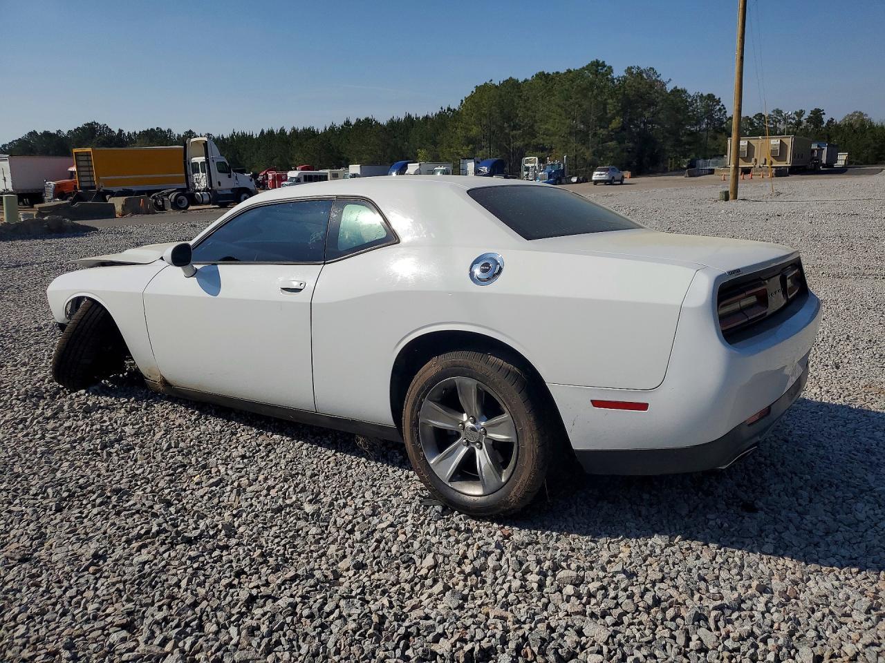 2015 Dodge Challenger Sxt - Фото 2