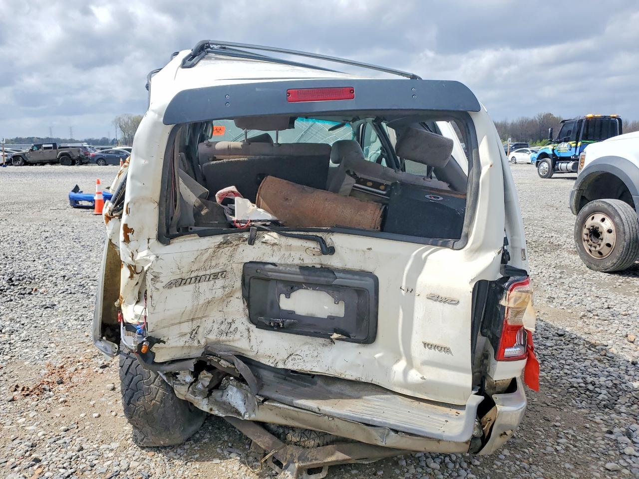 2001 Toyota 4Runner - Фото 6