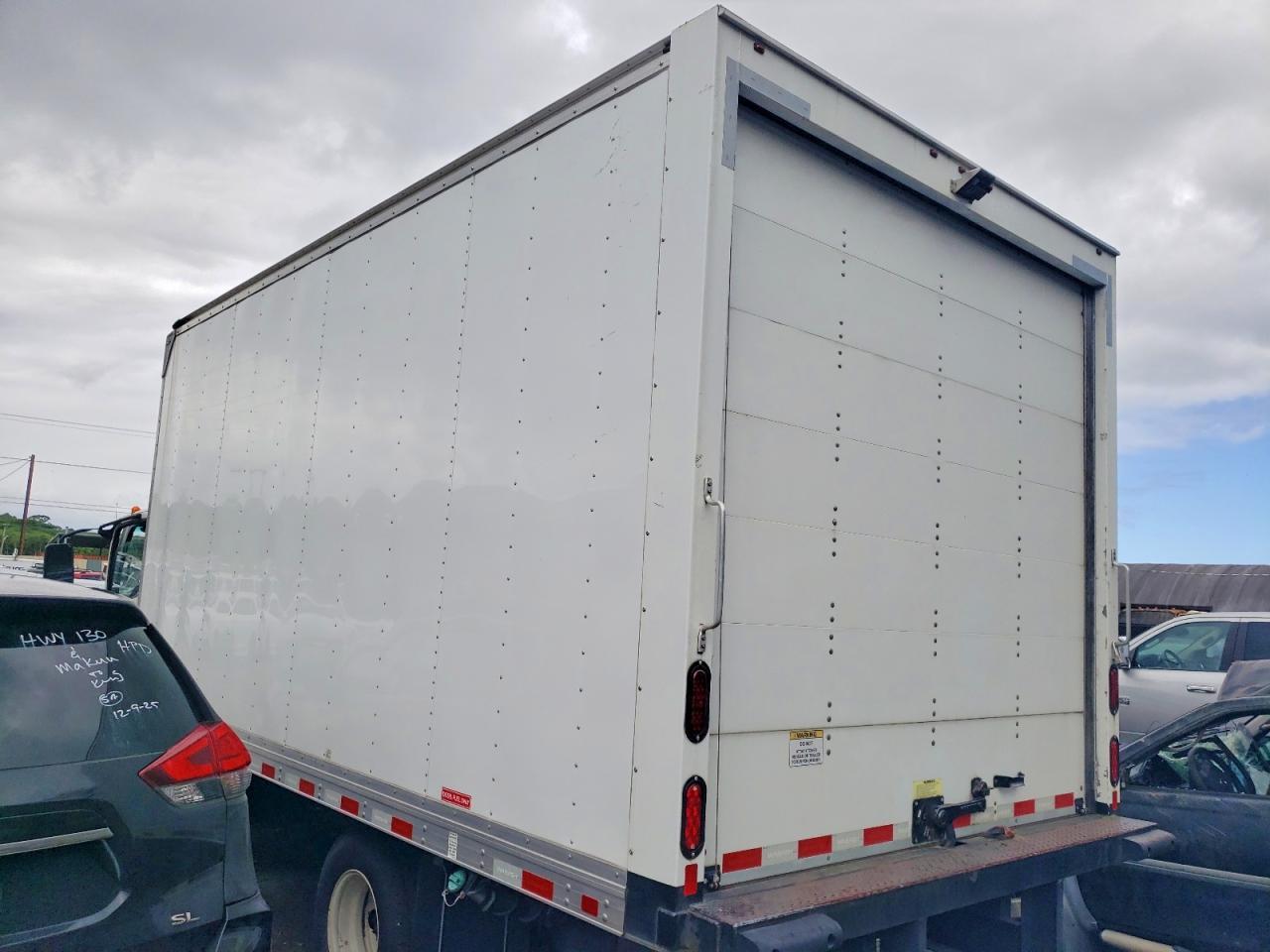 2024 Isuzu Npr Hd Box Truck - Image 3