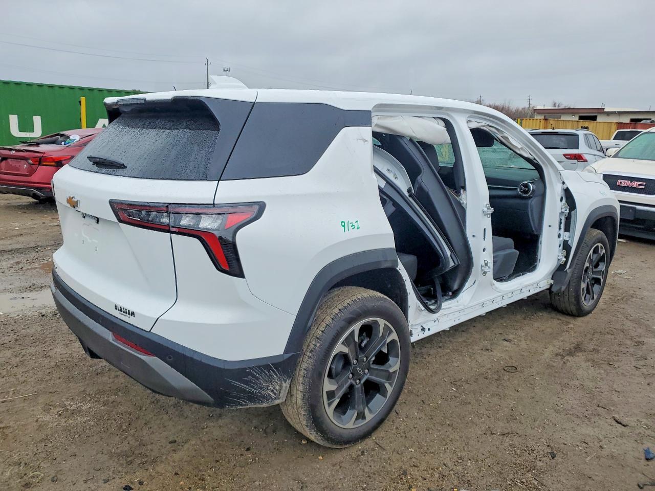 2026 Chevrolet Equinox - Image 3
