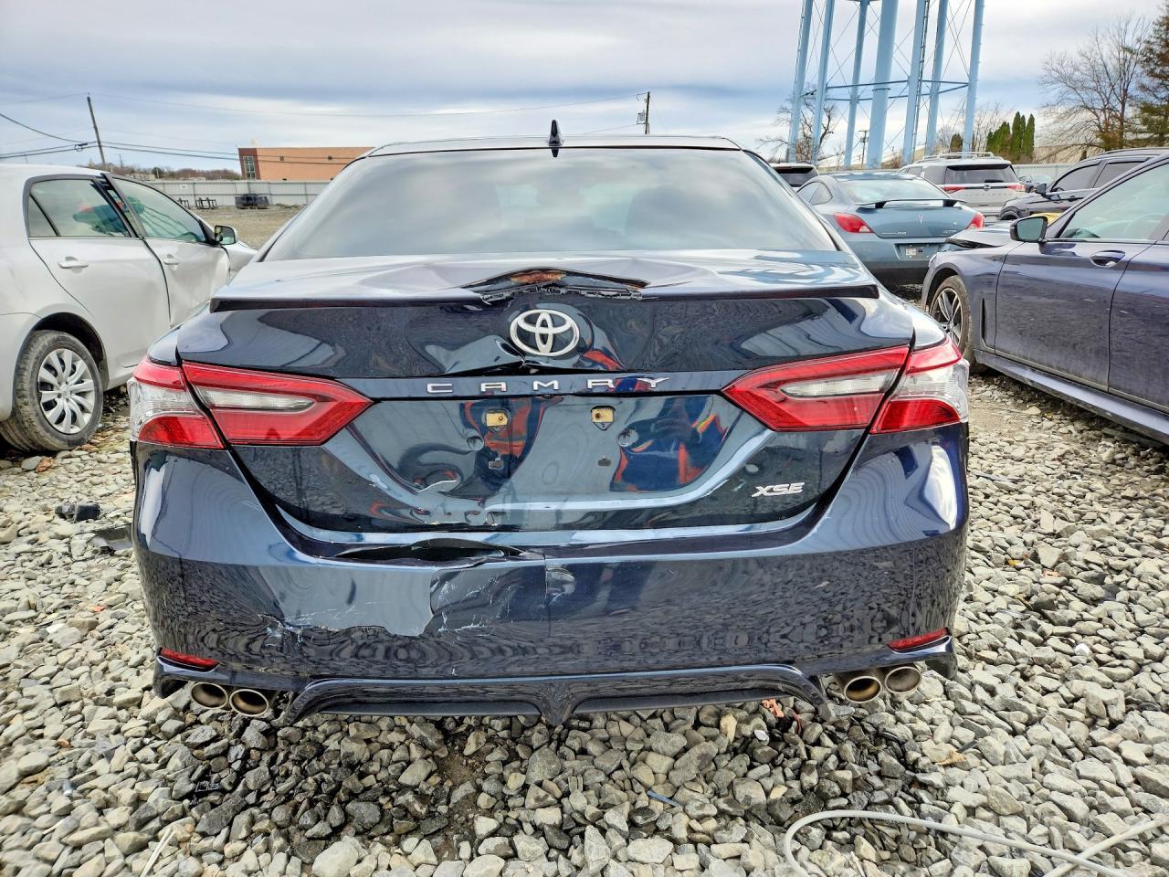2021 Toyota Camry Xse - Фото 6