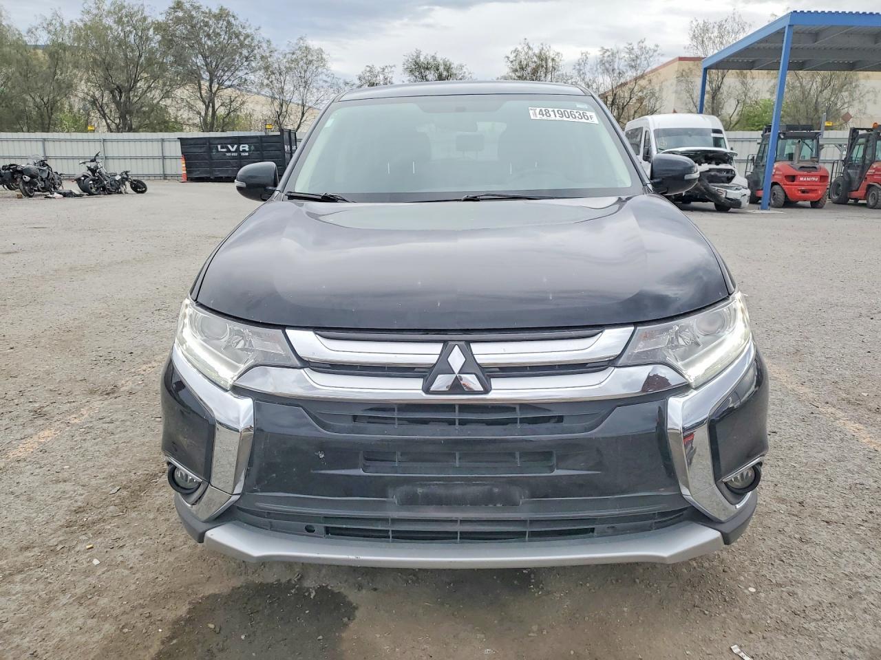2017 Mitsubishi Outlander Se - Фото 5