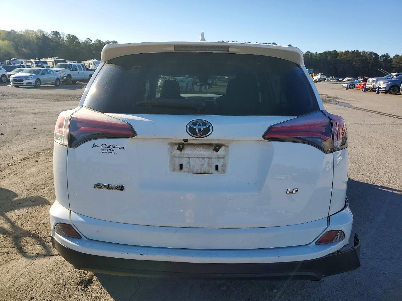 2017 Toyota Rav4 Le - Image 6