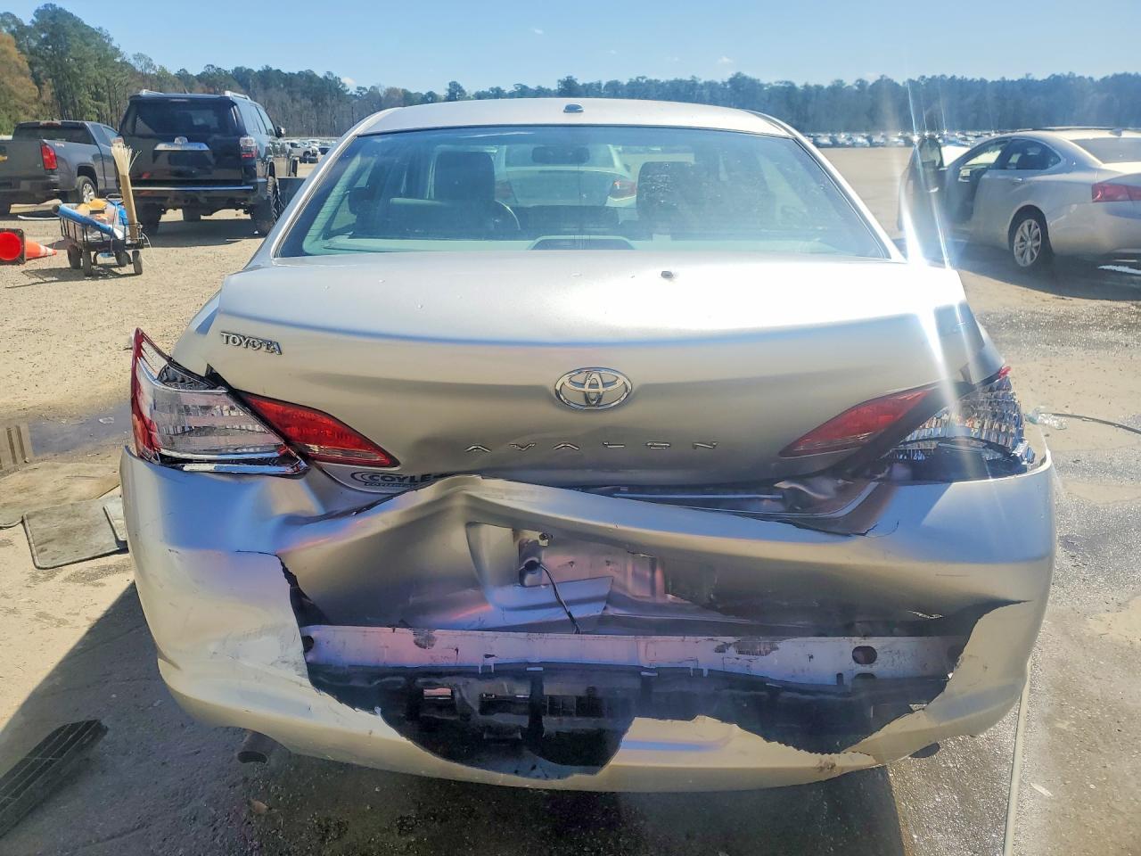 2010 Toyota Avalon Xls - Фото 6