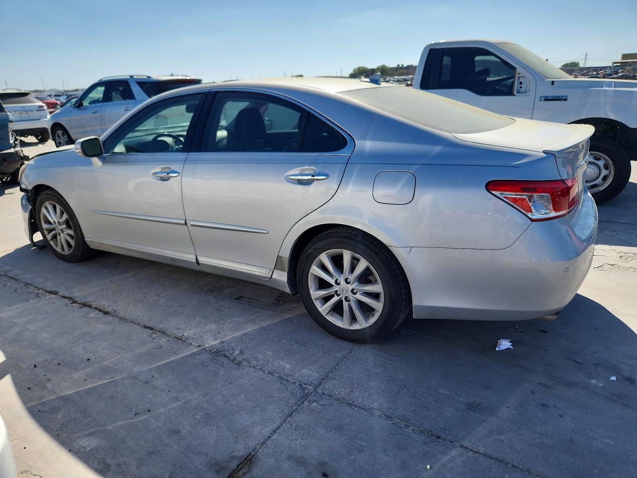 2011 Lexus Es 350 Base - Фото 2