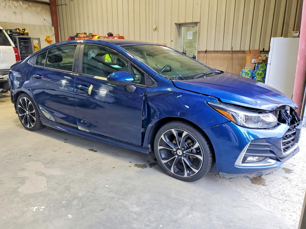 2019 Chevrolet Cruze Premier - Image 4