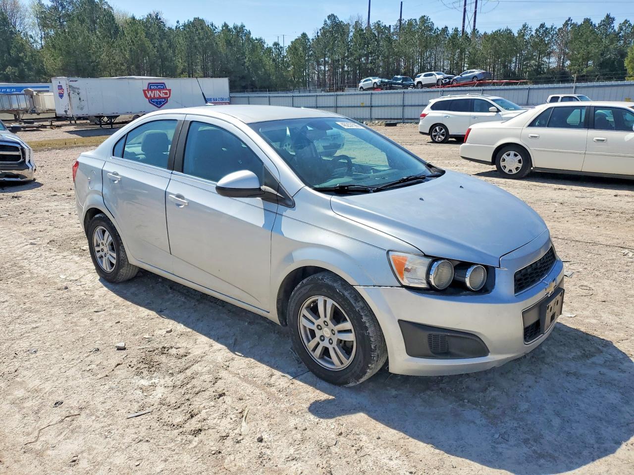 2013 Chevrolet Sonic Lt - Image 4