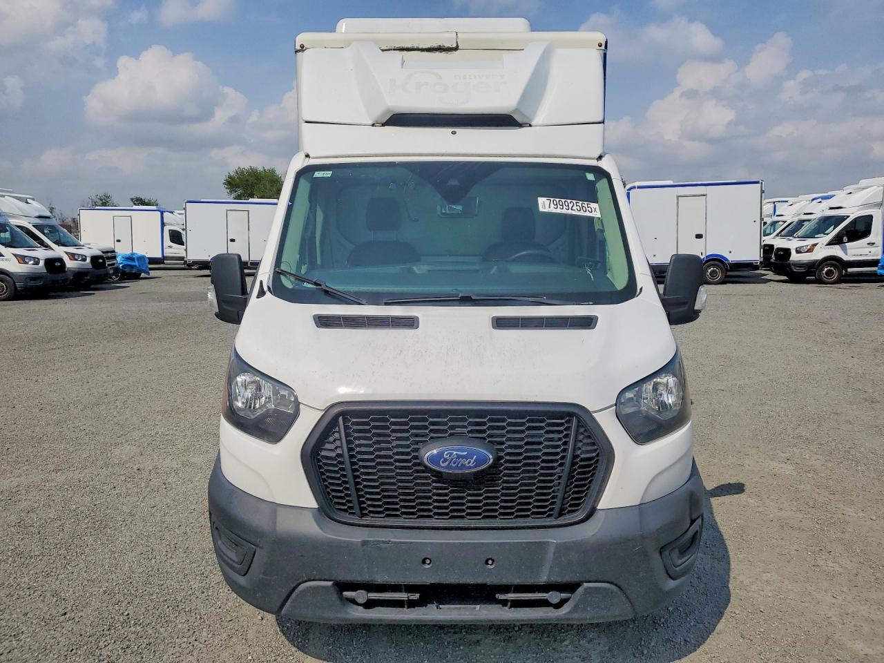 2021 Ford Transit Delivery Truck - Фото 5