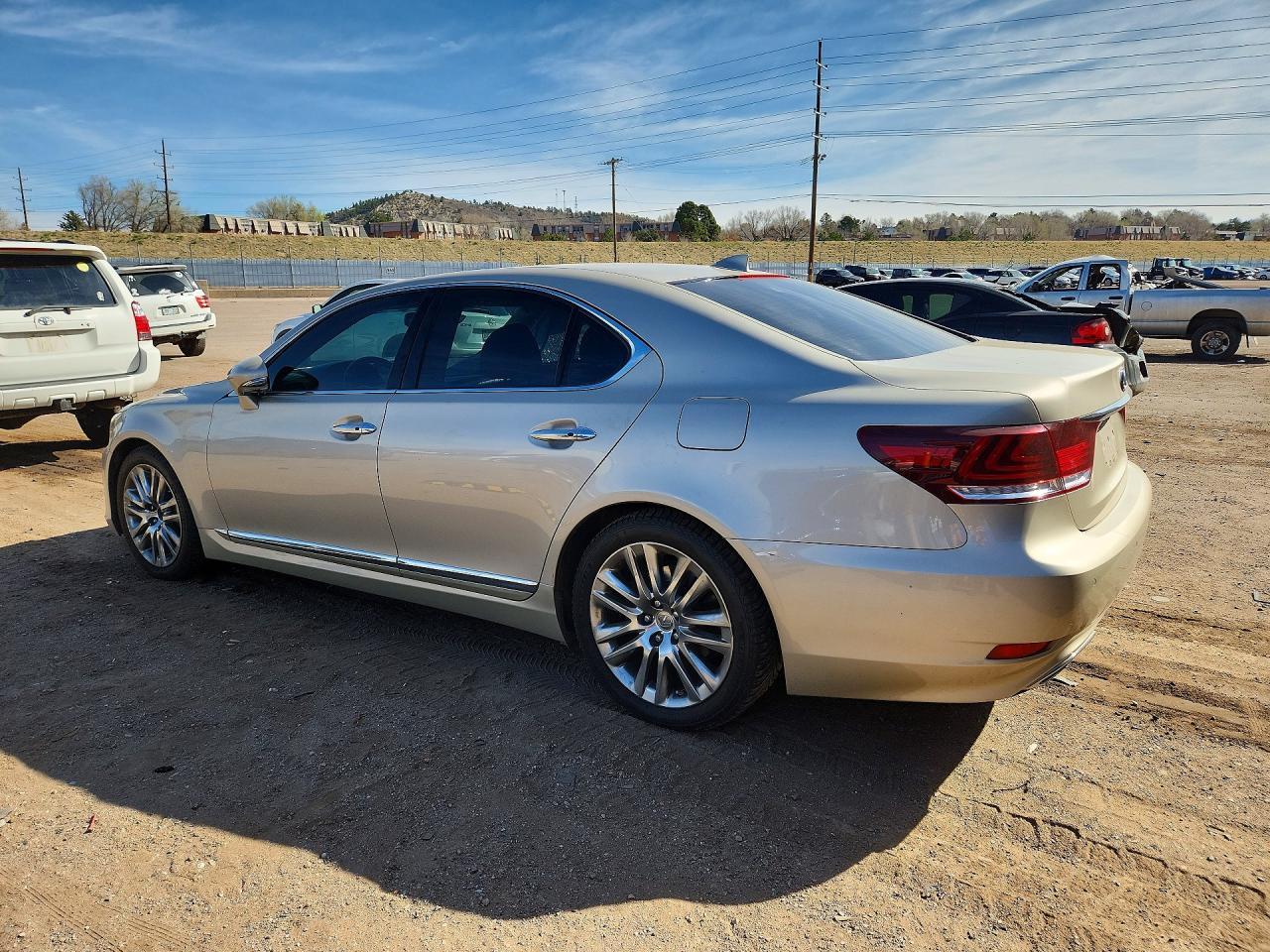 2016 Lexus Ls 460 Base - Фото 2