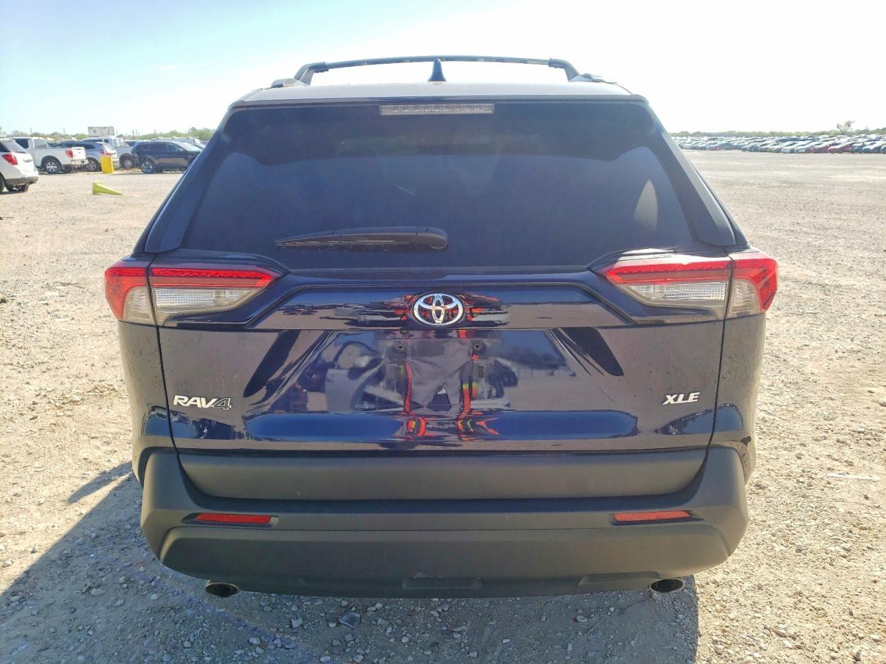 2025 Toyota Rav4 Xle - Фото 6