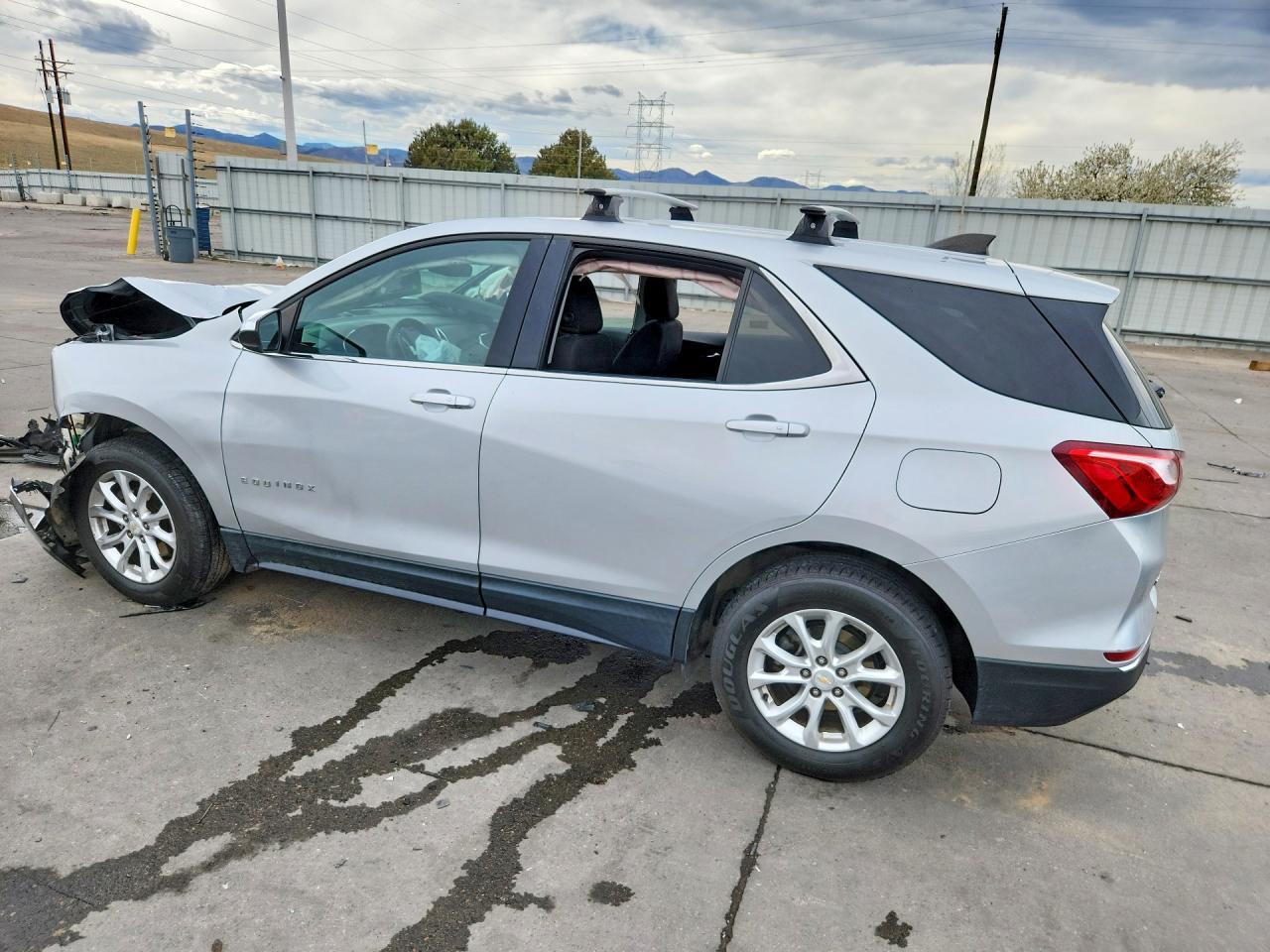 2018 Chevrolet Equinox Lt - Image 2