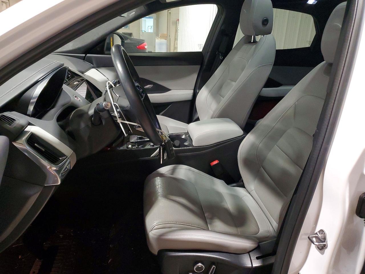 2022 Jaguar E-Pace Sport - Image 7