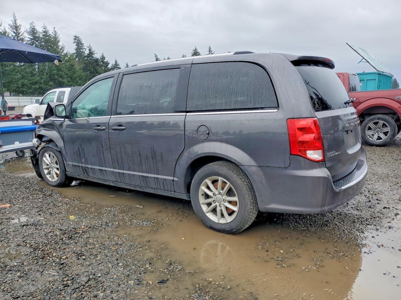 2019 Dodge Grand Caravan Sxt - Image 2