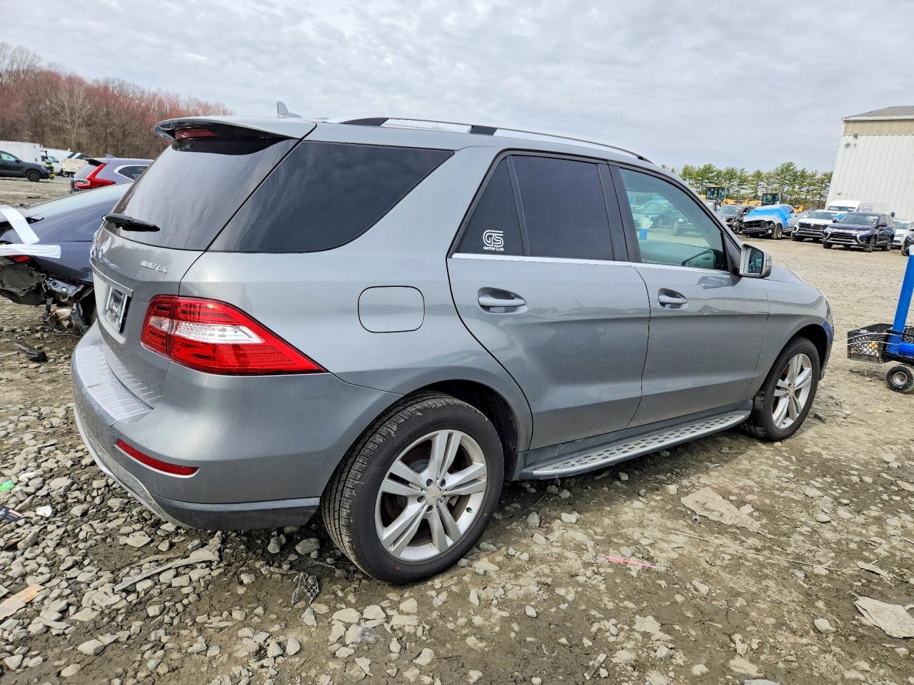 2015 Mercedes-Benz Ml 250 Bluetec - Фото 4