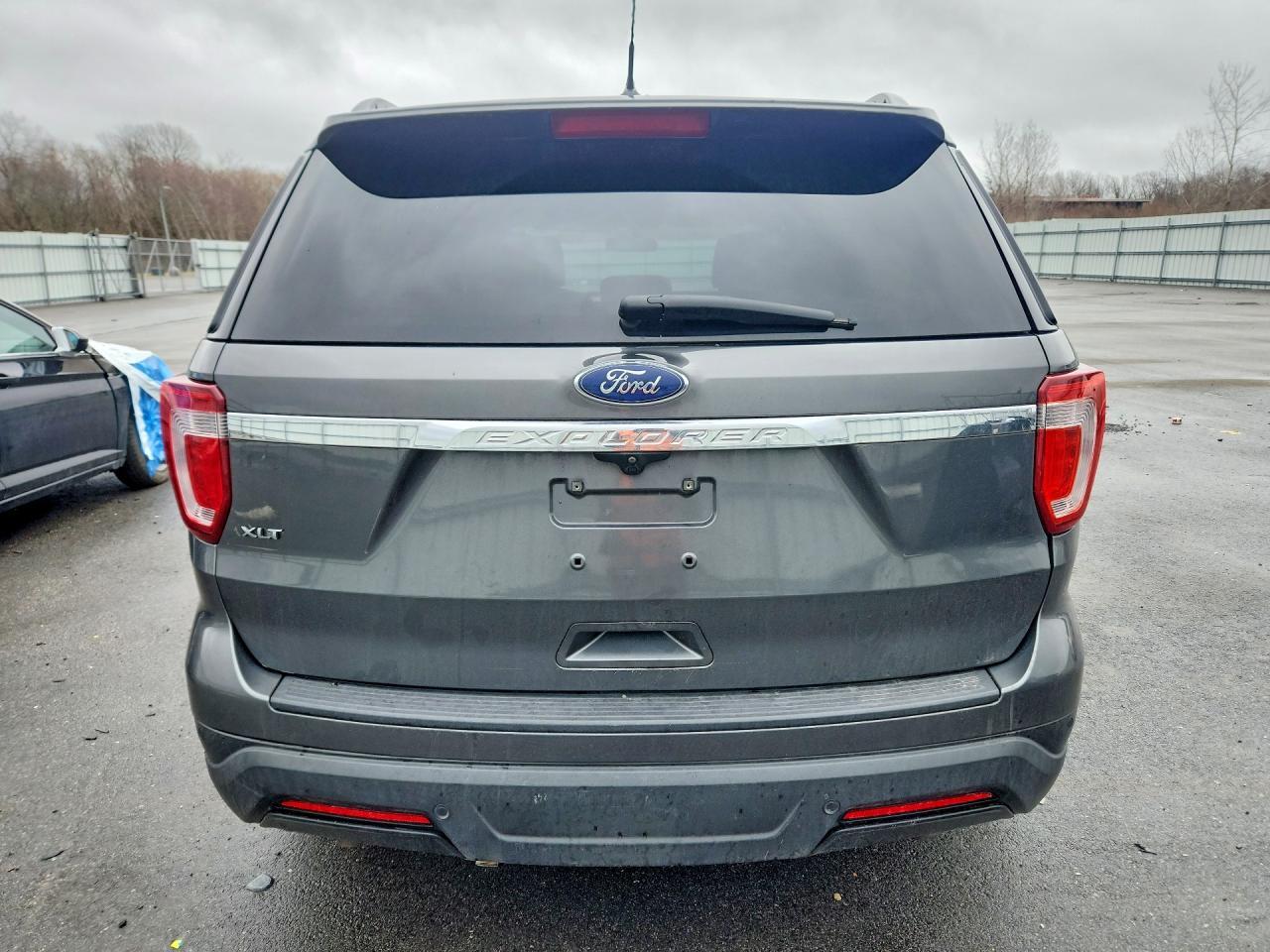 2019 Ford Explorer Xlt - Image 6
