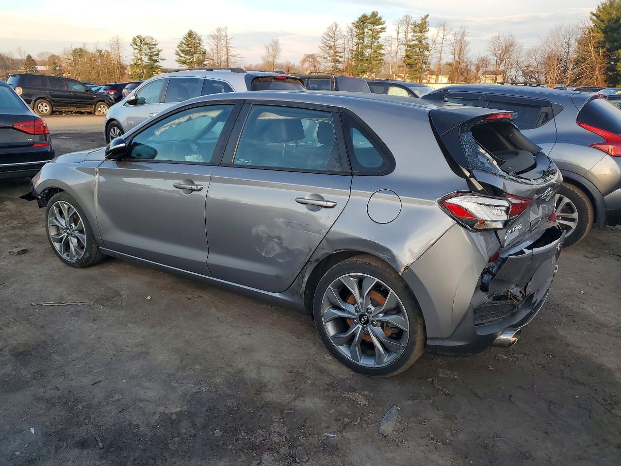 2020 Hyundai Elantra Gt N Line - Image 2