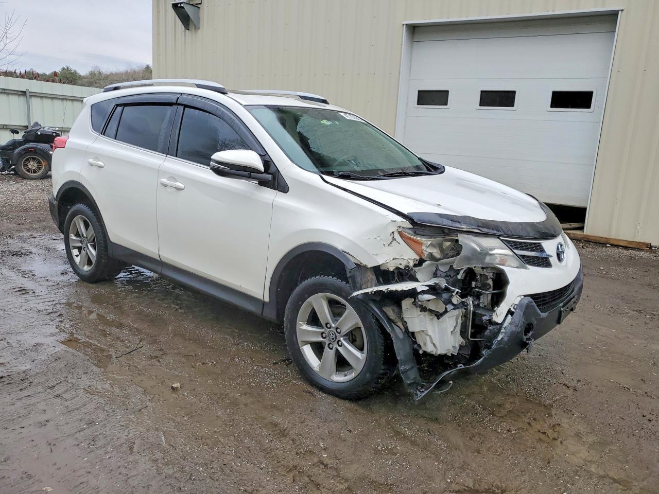2015 Toyota Rav4 Xle - Image 4