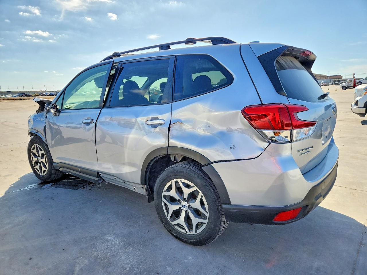 2019 Subaru Forester Premium - Фото 2