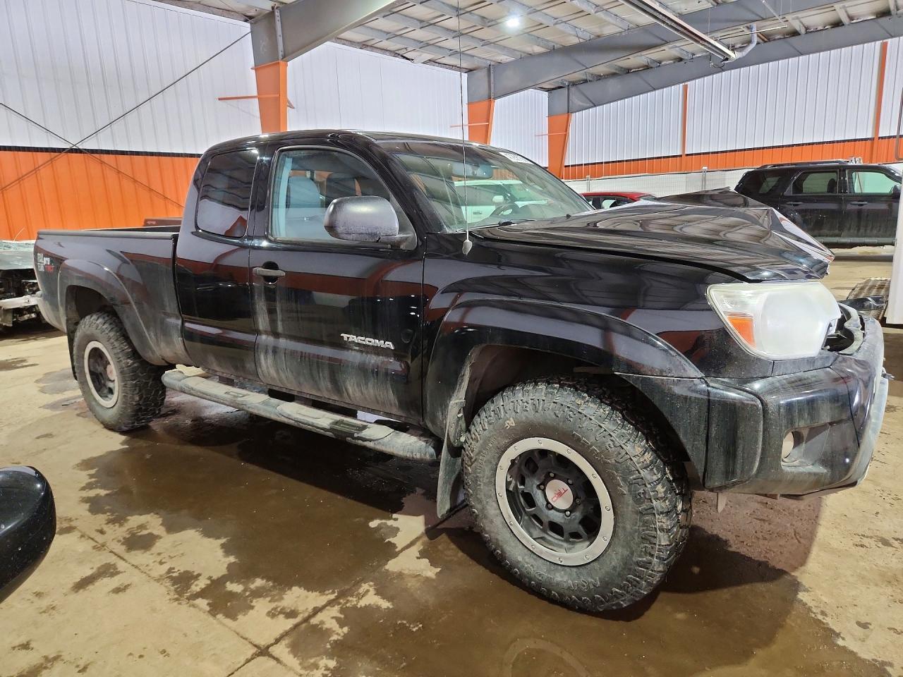 2015 Toyota Tacoma V6 - Фото 4