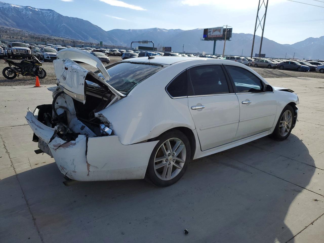 2010 Chevrolet Impala Ltz - Image 3