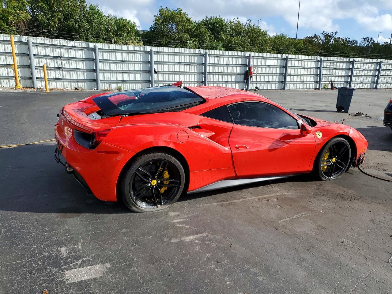 2016 Ferrari 488 Gtb - Фото 3