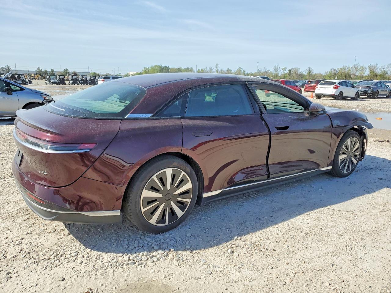 2025 Lucid Motors Air Pure - Фото 3