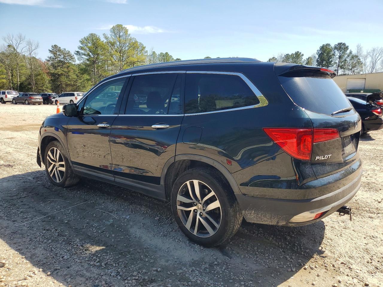 2016 Honda Pilot Touring - Фото 2