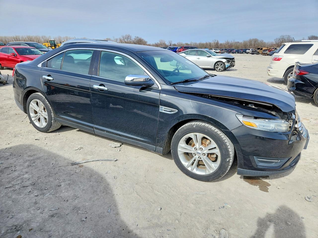 2013 Ford Taurus Sel - Image 4