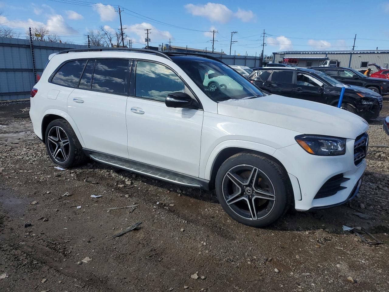 2022 Mercedes-Benz Gls 450 4Matic - Фото 4