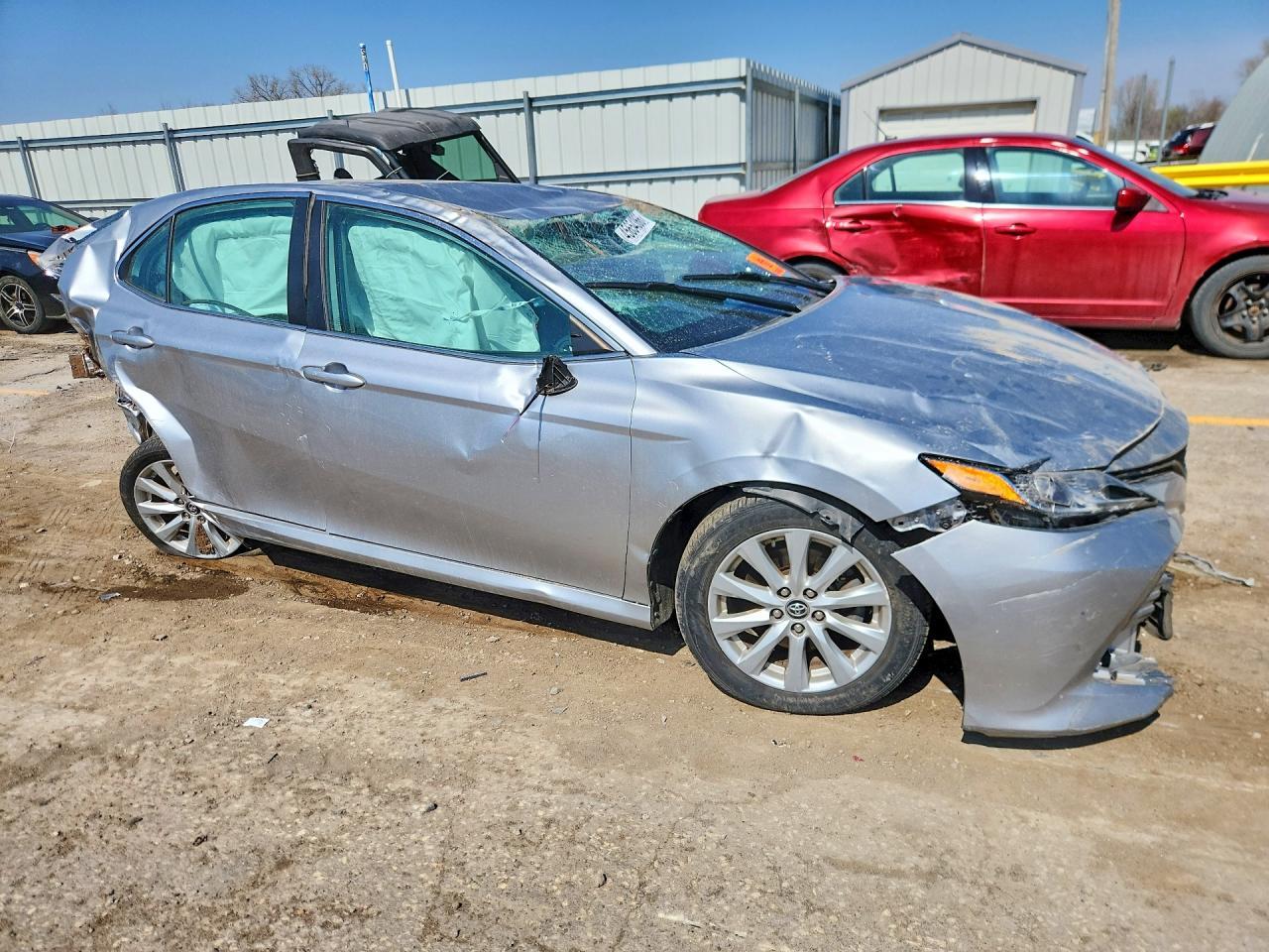 2020 Toyota Camry Le - Image 4