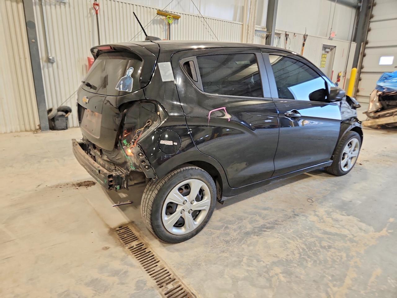 2019 Chevrolet Spark Ls - Фото 3