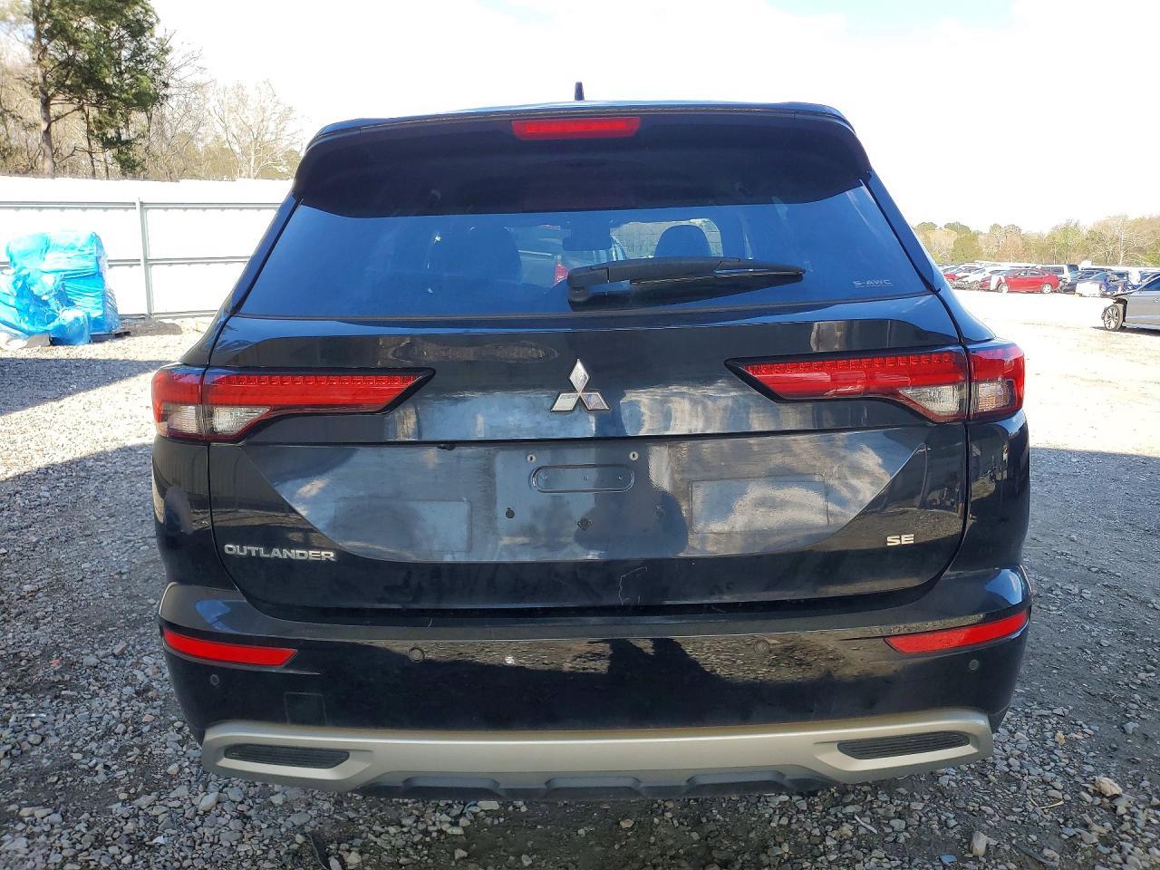 2022 Mitsubishi Outlander Se - Image 6
