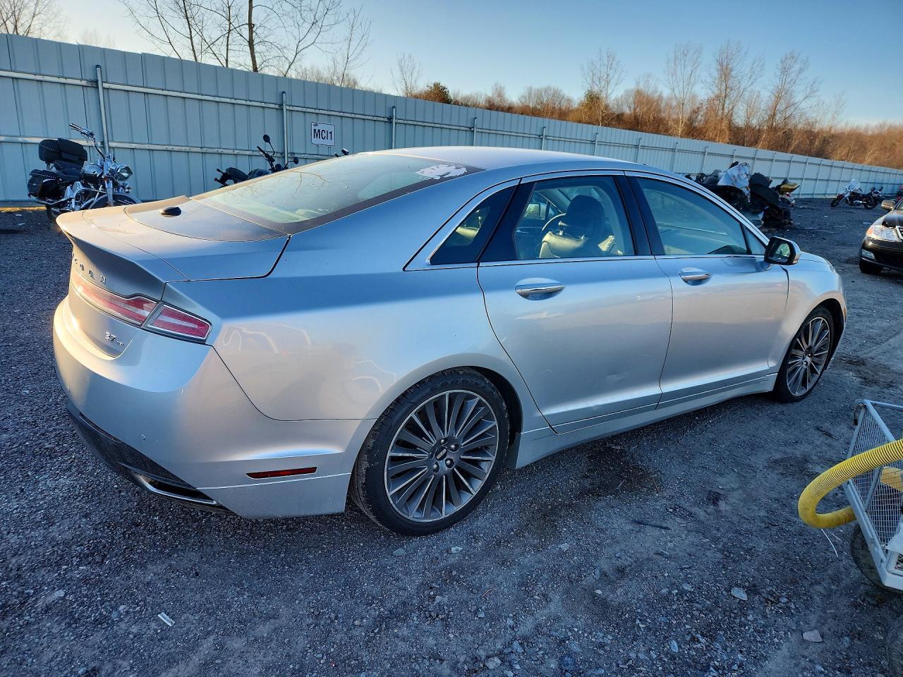 2014 Lincoln Mkz - Фото 3