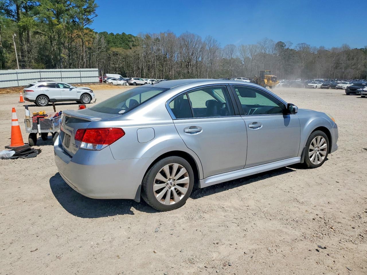 2012 Subaru Legacy 2.5I Limited - Фото 3