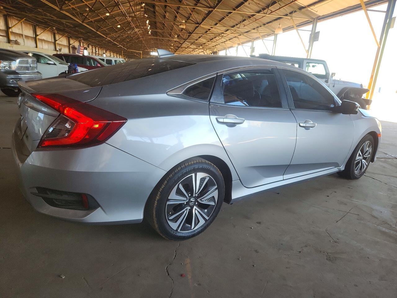 2017 Honda Civic Exl - Image 3