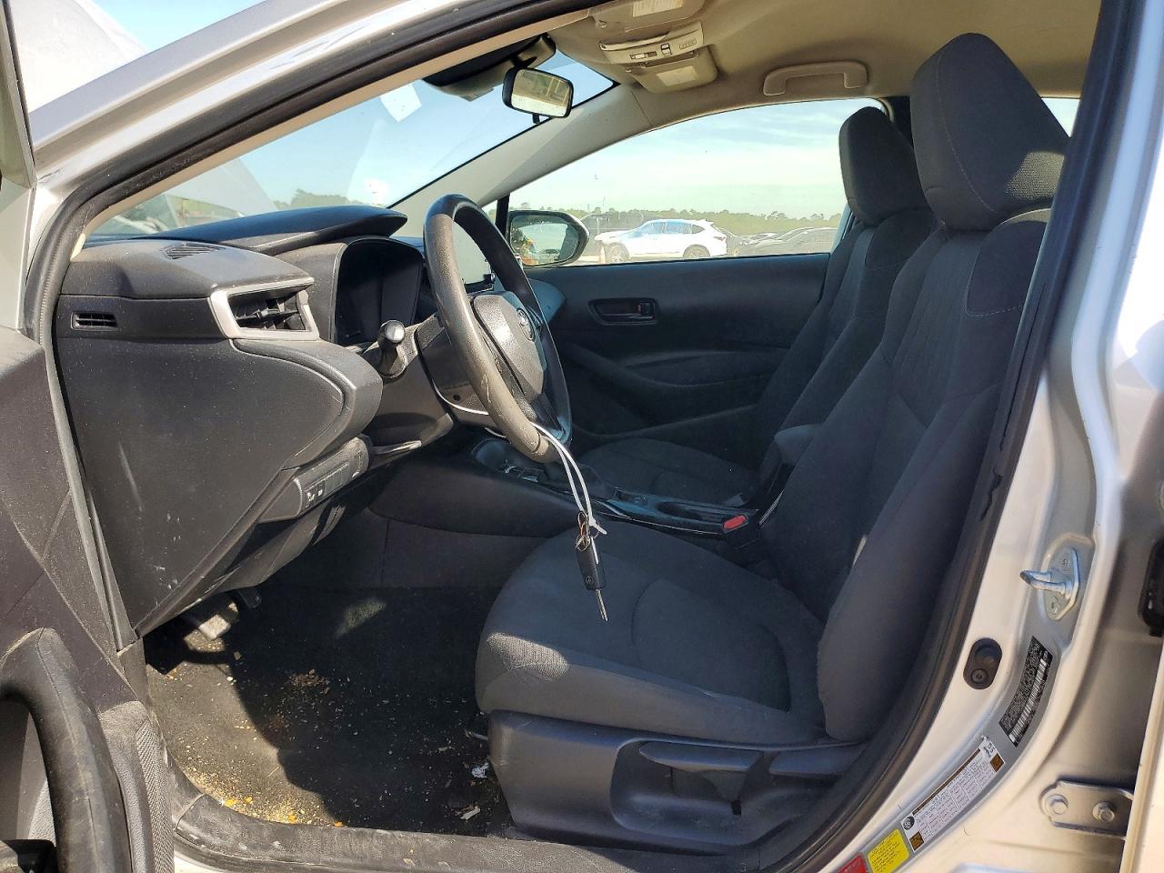 2022 Toyota Corolla Le - Фото 7