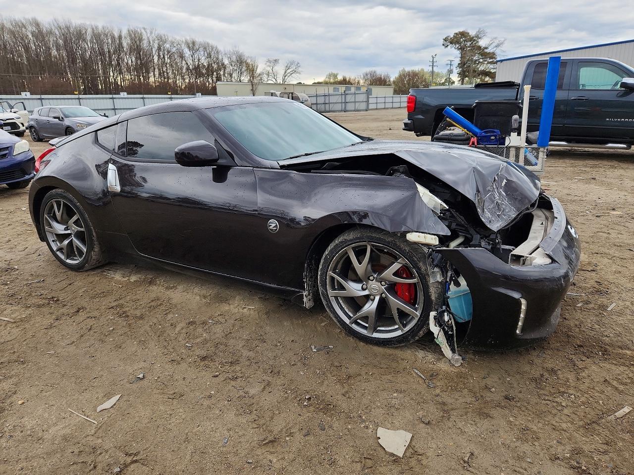 2016 Nissan 370Z Sport Tech - Image 4